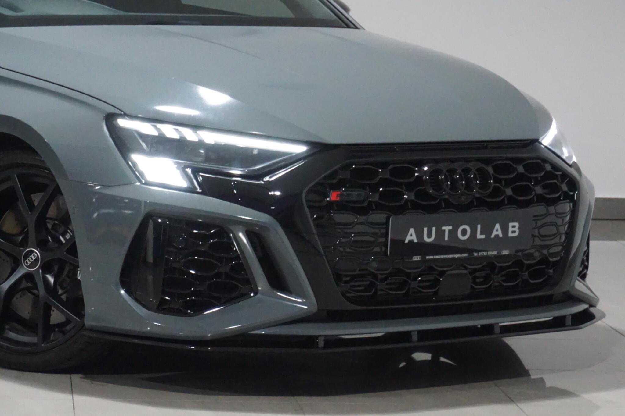 Audi RS3 2.5 TFSI Carbon Black Sportback S Tronic quattro Euro 6 (s/s) 5dr